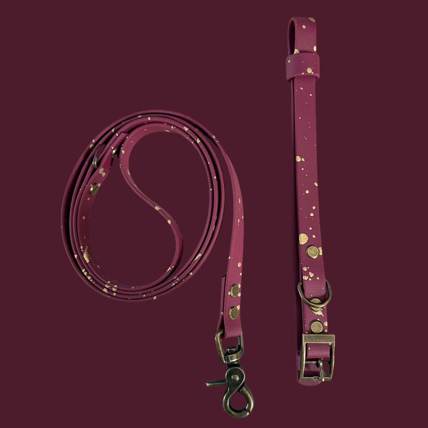 Mulberry Magic ✨ Waterproof dog collar and lead