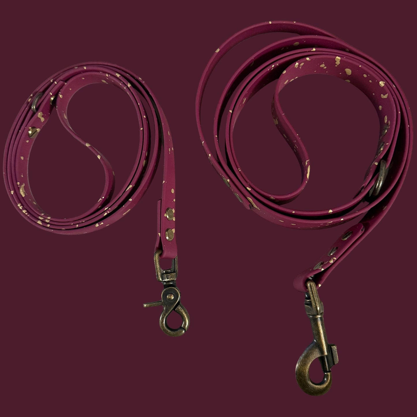 Mulberry Magic ✨ Waterproof dog collar and lead